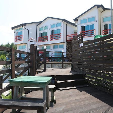 Gangneung Sea View Pension Exterior foto