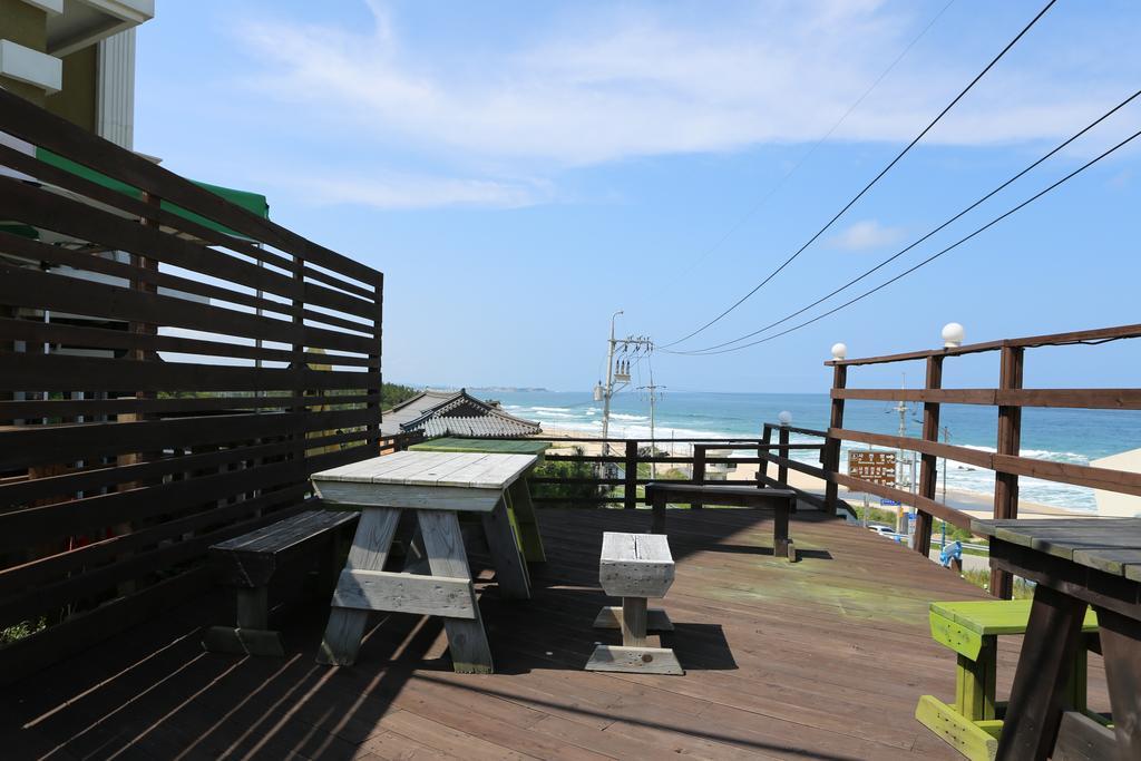 Gangneung Sea View Pension Exterior foto