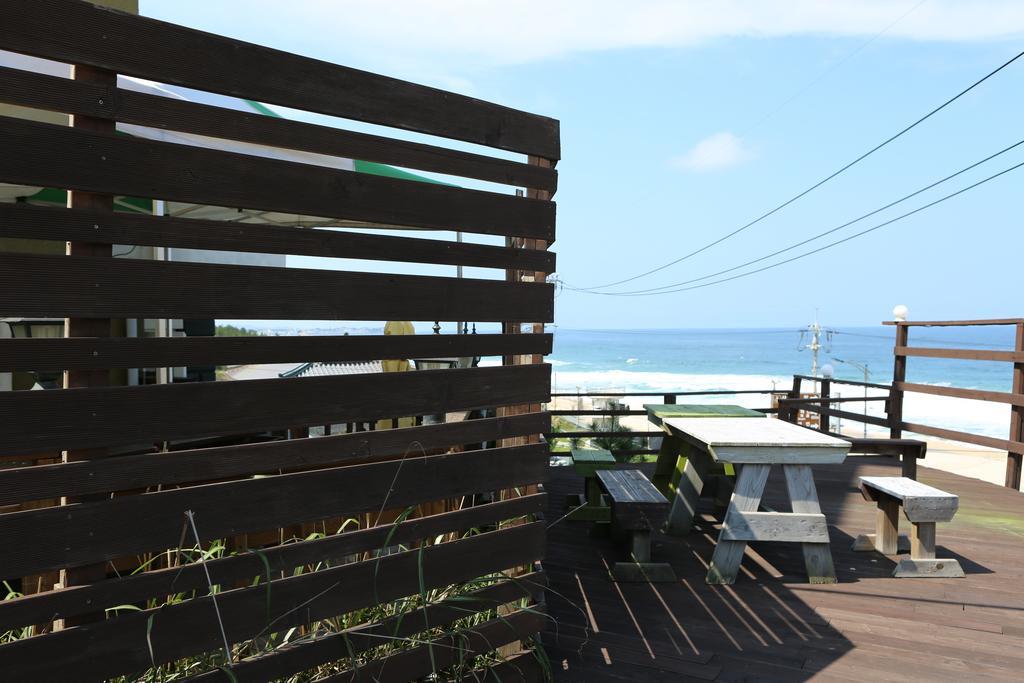 Gangneung Sea View Pension Exterior foto