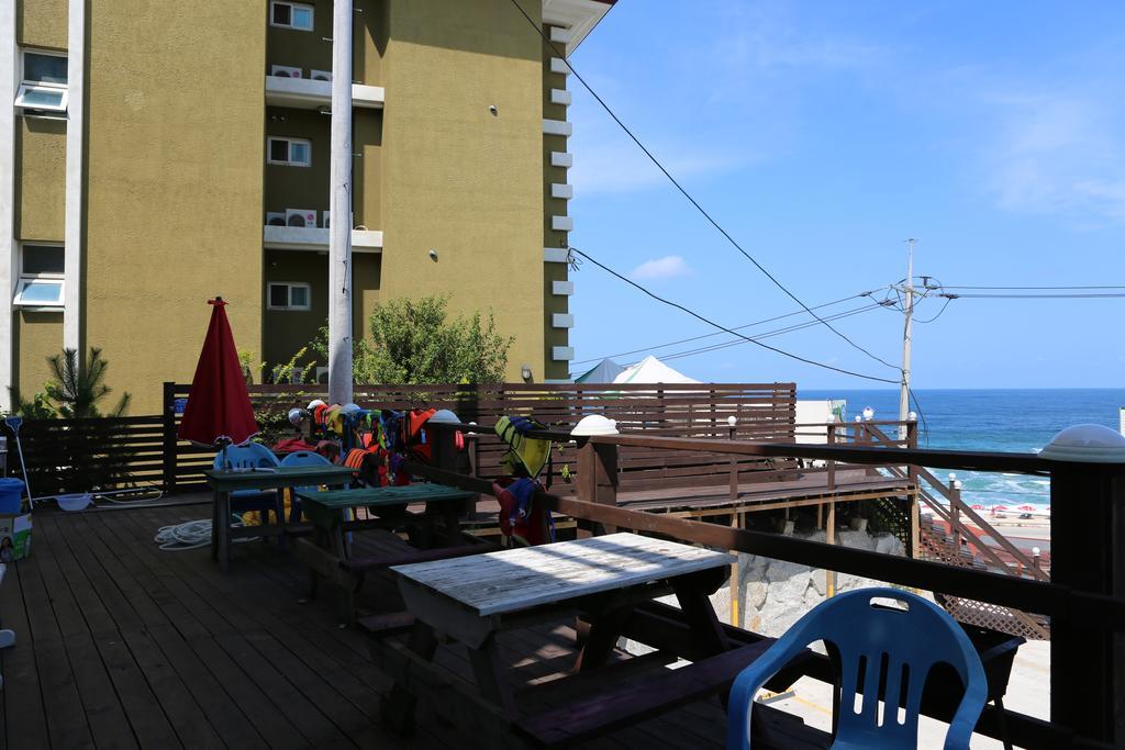 Gangneung Sea View Pension Exterior foto